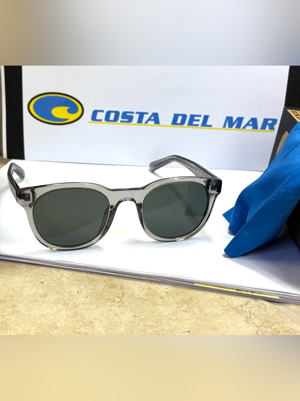 New Costa Del Mar Middles 06S2018 20180451 Transparent Gray Polarized Sunglasses